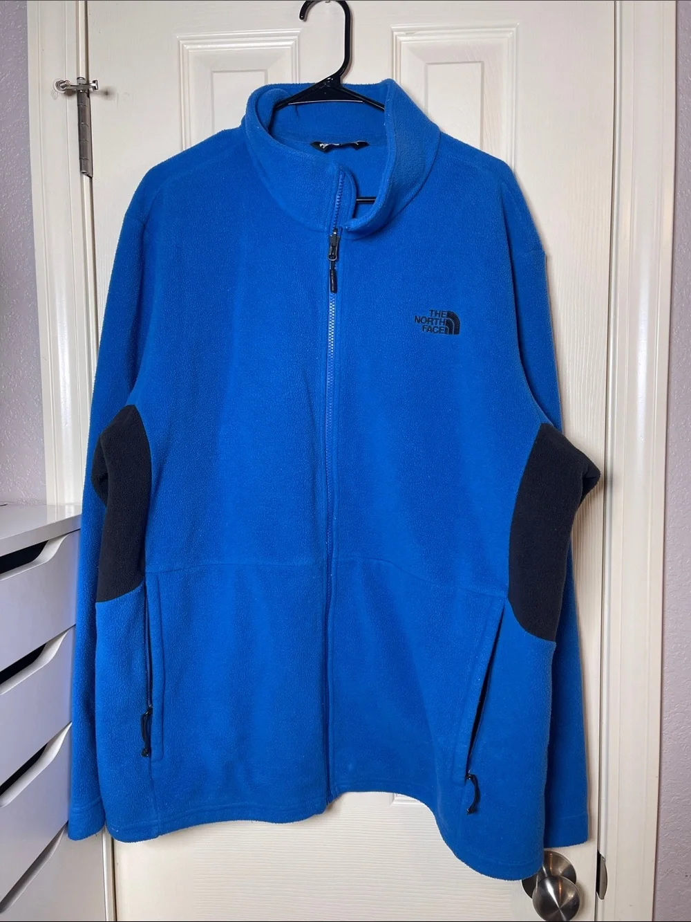 The North Face Men's Royal Blue Fleece Jacket with Black Elbow Panels